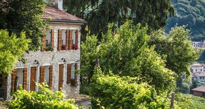 2 Bedroom Private vacation home in Valdobbiadene