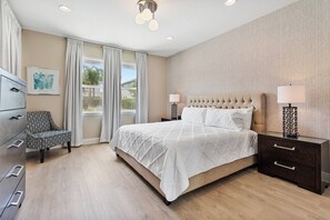 6 Schlafzimmer, Bügeleisen/Bügelbrett, Reisekinderbett, WLAN