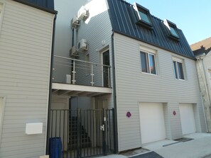 Front of property - Studios ALBRI (Fontenay-sous-Bois)