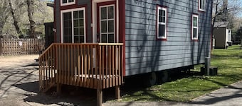 Discover Tiny Living: Spacious Pinewood Tiny Home in the Heart of Lyons, CO