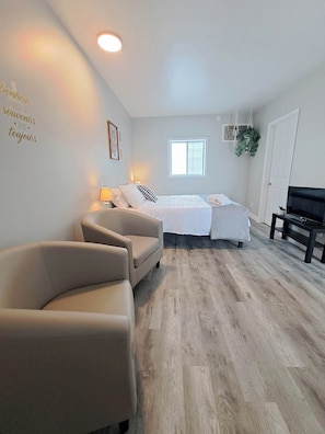 1 bedroom, iron/ironing board, WiFi, bed sheets