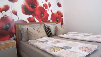 3 bedrooms, iron/ironing board, WiFi