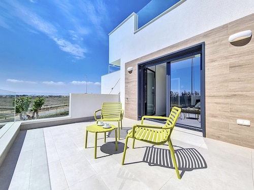 Sea View Villa with Private Pool and Roof Terrace