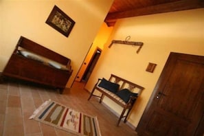 Interior - Puccini Apartment (Urbania)