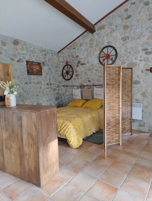 1 camera, ferro/asse da stiro, Wi-Fi gratuito