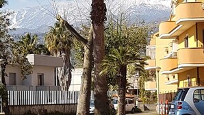 Unclassified image, 4 of 14, button - Cozy holiday home with terrace, 4 minutes from the beach (Mascali)