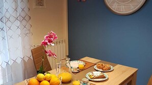 Unclassified image, 5 of 14, button - Cozy holiday home with terrace, 4 minutes from the beach (Mascali)