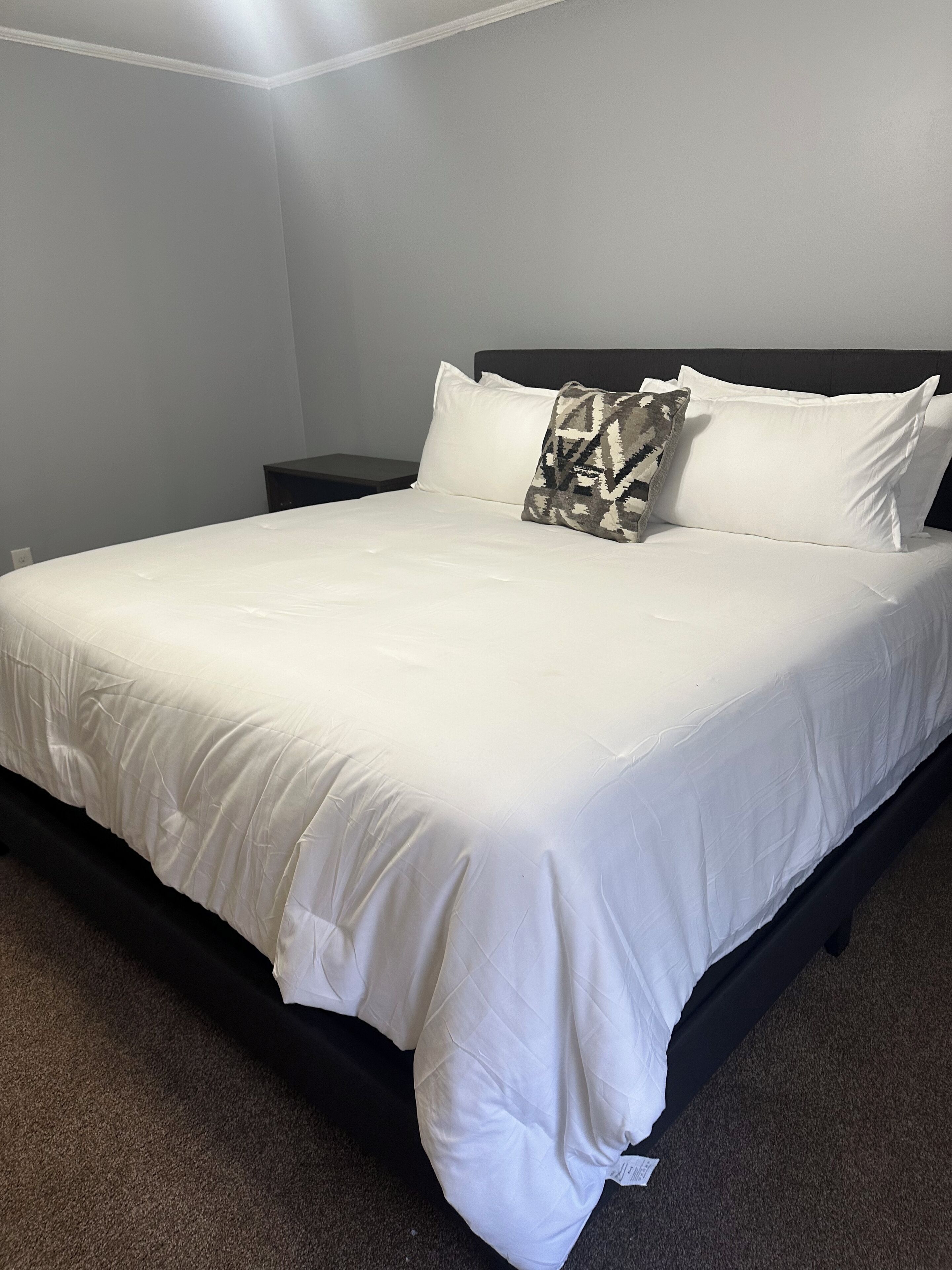 4 habitaciones, escritorio, wifi y ropa de cama 