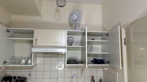 Private kitchen - Charming 1-bed Studio in London (London)