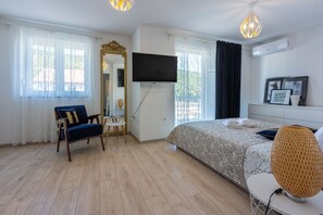 2 soveværelser, skrivebord, gratis Wi-Fi, sengetøj