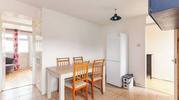 Apartment | Tempat makan