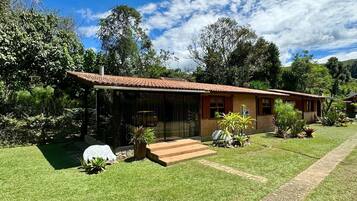 Chalé família | 1 quarto, Wi-Fi de cortesia