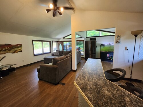 Cozy little retreat far from the city