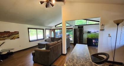 Cozy little retreat far from the city
