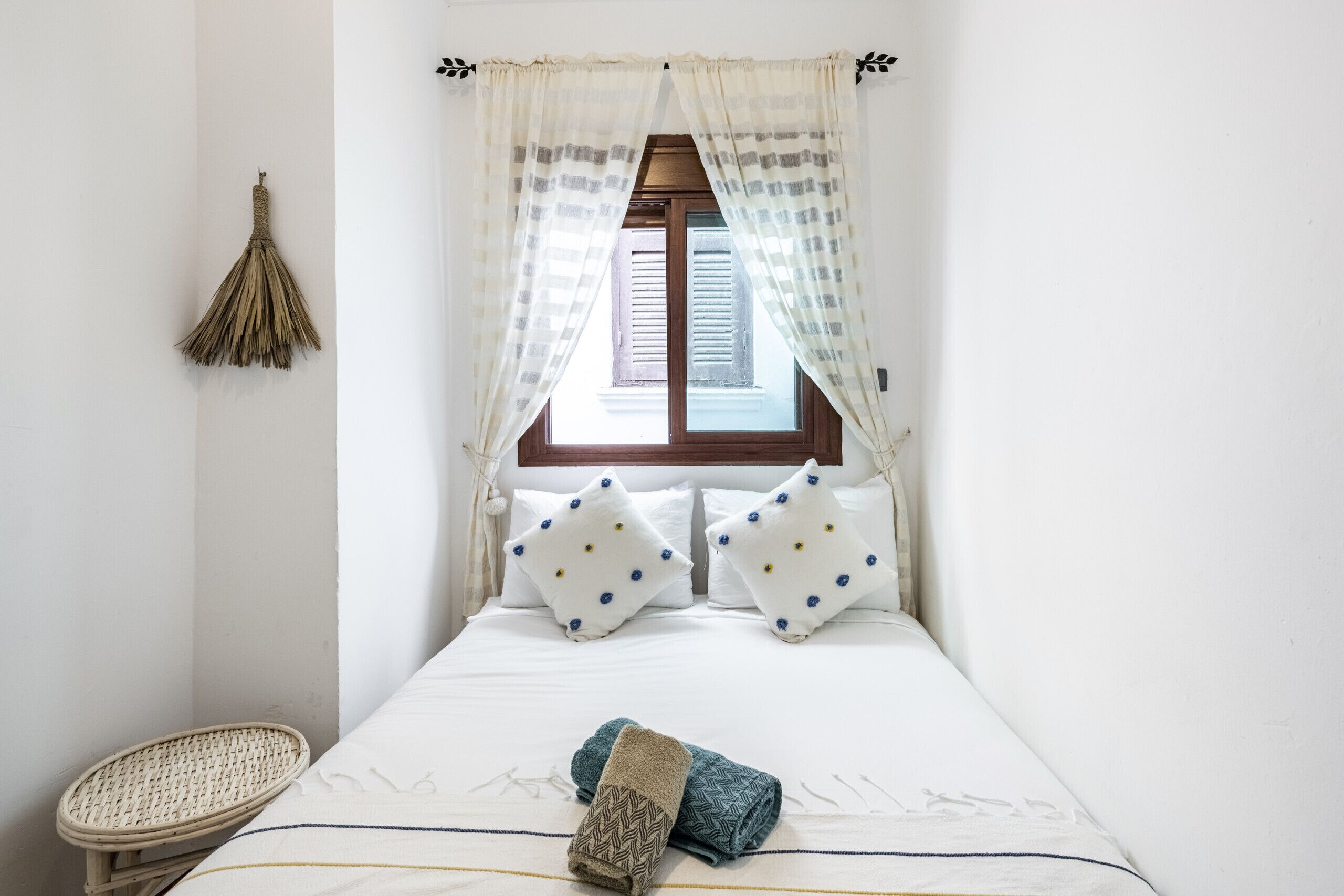 2 多间卧室、熨斗/熨衣板、免费 WiFi、床单