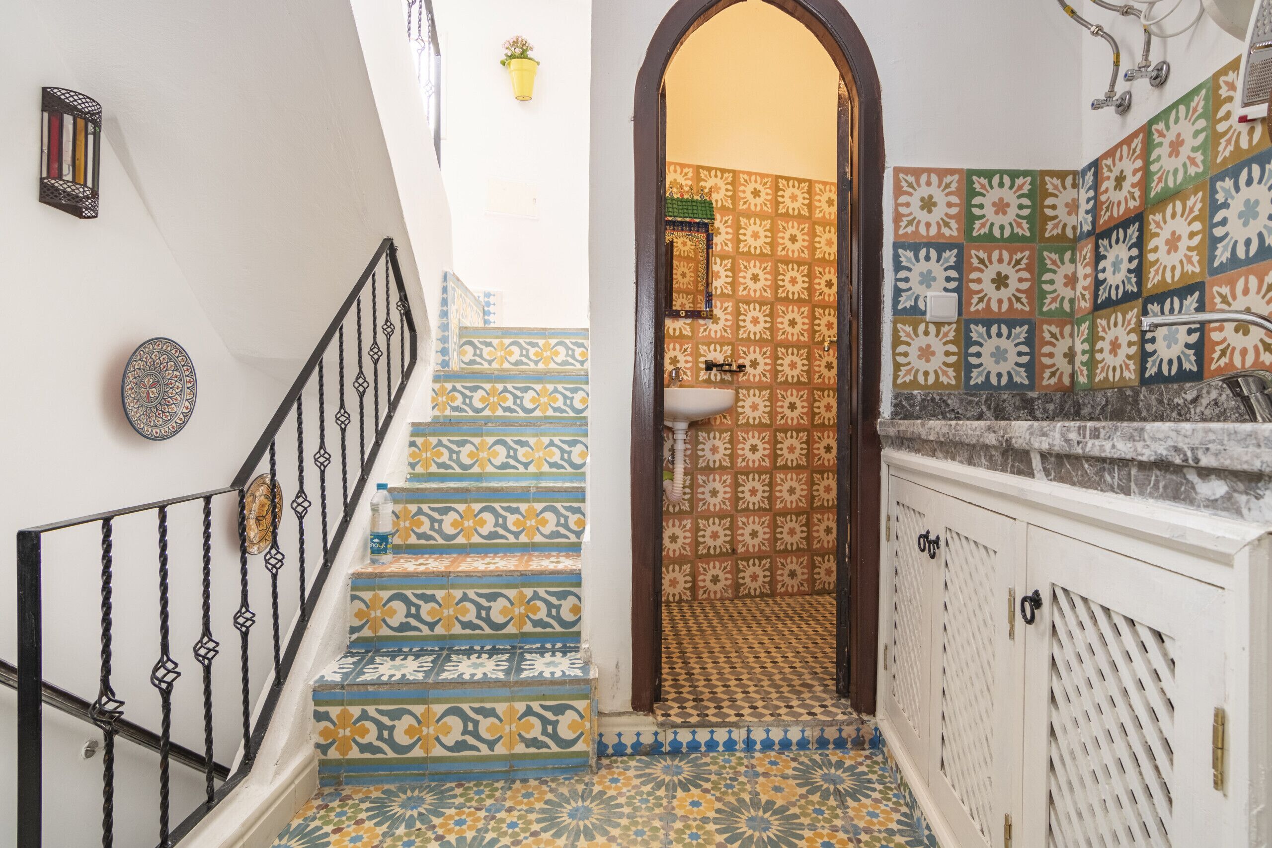 Dusche, Haartrockner, Handtücher, Shampoo