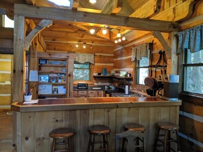 冰箱、微波炉、烤箱、炉灶