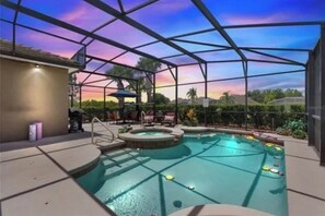 Outdoor pool, a heated pool - 5bd Sunset Cove next to Mickey!  (Davenport)