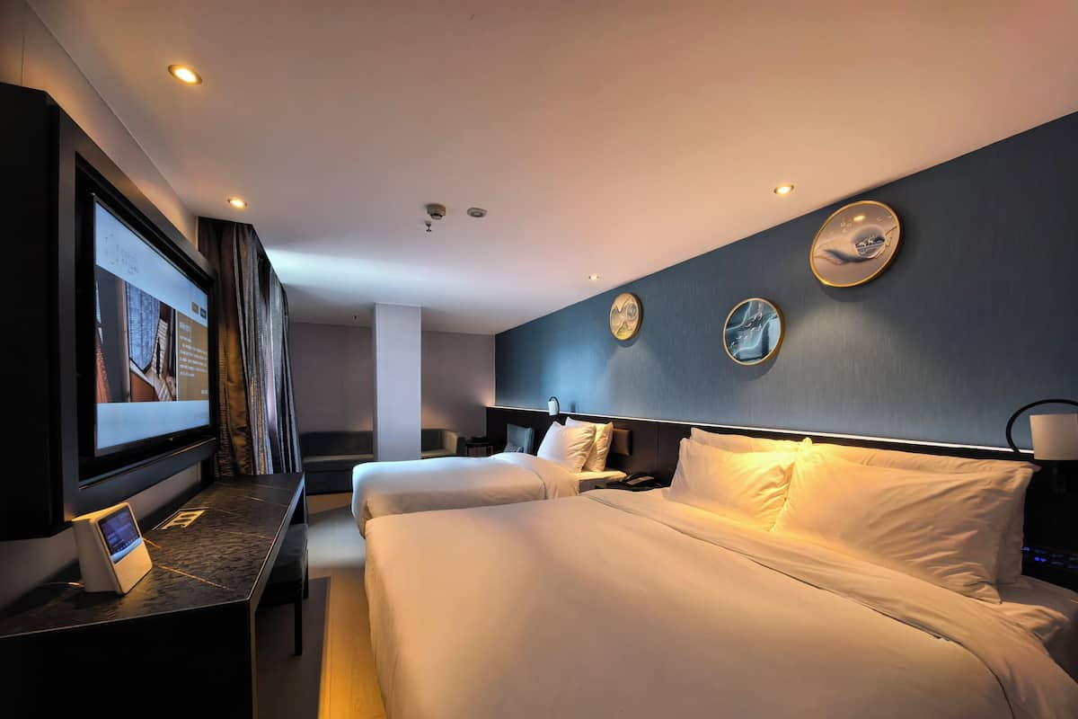 Triple Room | Premium bedding, down duvets, free minibar, desk
