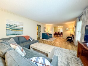 TV connectée, table de tennis de table