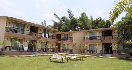 Bhil's Kabeela Resort & Spa Kanha-Two-Bedroom Cottage 4