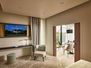 Suite (Suite Prestige) | Pillowtop-Betten, kostenlose Minibar, Zimmersafe