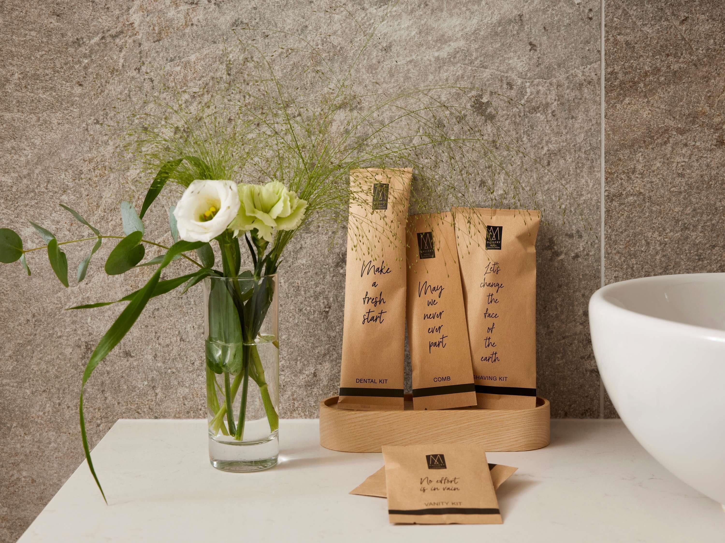 Camas con pillow-top y artículos del minibar gratis 