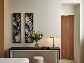 Deluxe suite, 1 tweepersoonsbed | Pillowtop-bedden, een gratis minibar, een kluis op de kamer
