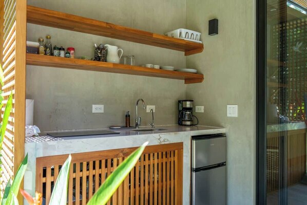 Fridge, stovetop, coffee/tea maker, cookware/dishes/utensils - Serenity Bungalows Beach & Jungle Escape + AC (Puerto Viejo de Talamanca)