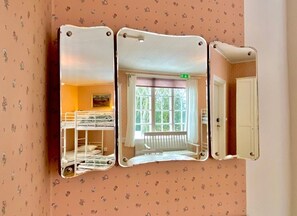 Kamer | Individueel gedecoreerd, individueel gemeubileerd, gratis wifi