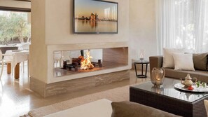 TV, stereo - The Charma villa (Marrakesh)