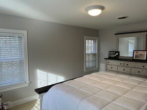 3 quartos, ferros/tábuas de passar roupa, Wi-Fi de cortesia