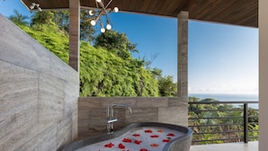 Property grounds - Casa ReSol by Pura Villas (Uvita)