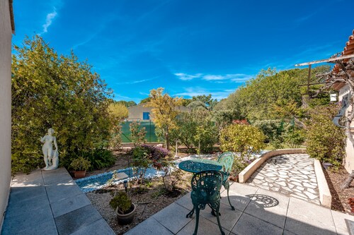 La Cigale - T2 de plain pied avec piscine partagée