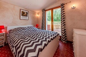 5 bedrooms, iron/ironing board - L'Améthyste - Maison avec piscine (Salernes)