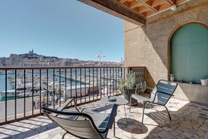 Property grounds - Bella Vista - Appt avec vue sur le Vieux Port (Marseille)