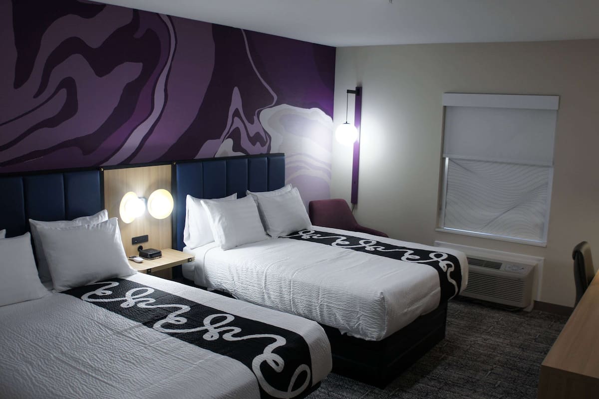 Luxe beddengoed, een strijkplank/strijkijzer, gratis wifi, beddengoed