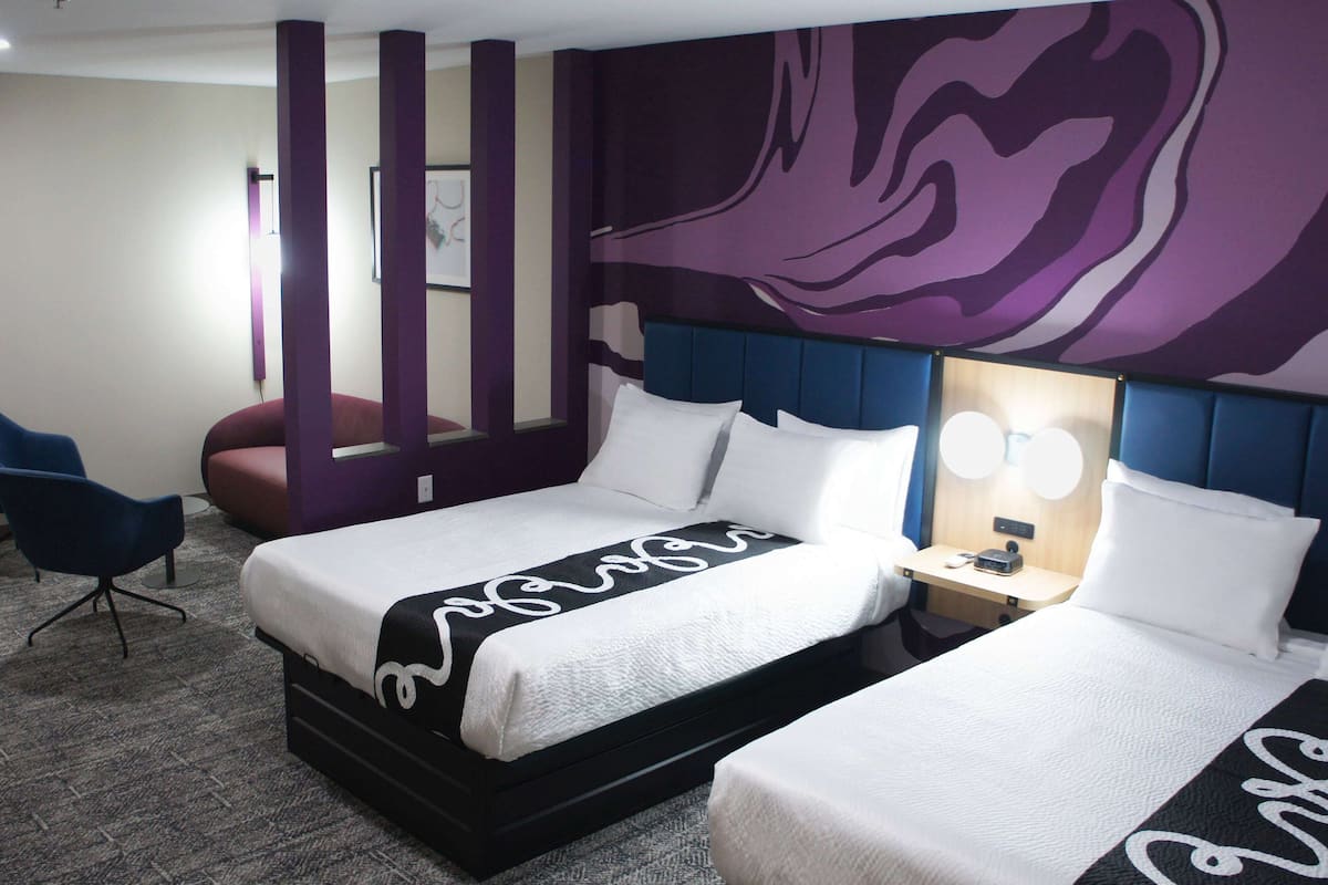 Luxe beddengoed, een strijkplank/strijkijzer, gratis wifi, beddengoed