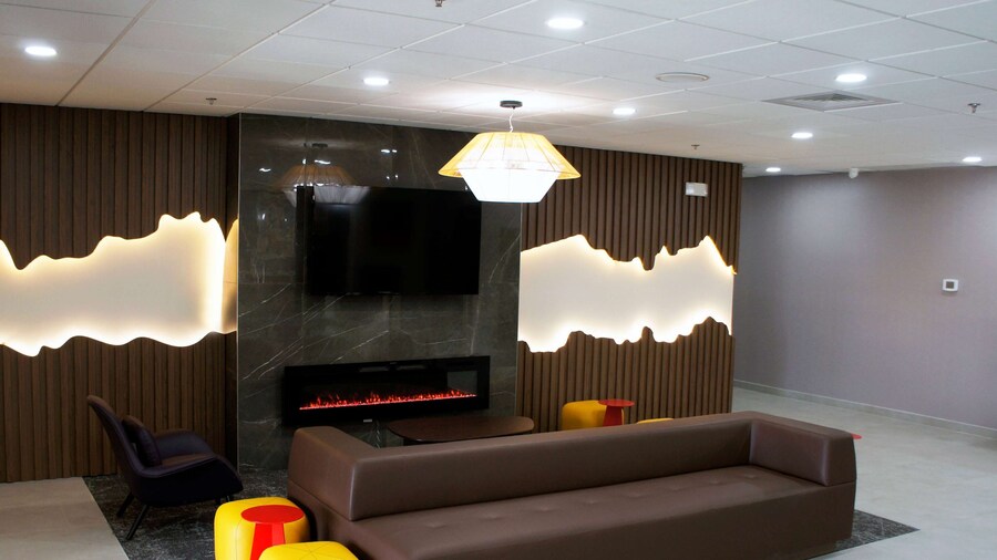 La Quinta Inn & Suites by Wyndham Memphis East