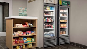 Snack bar - Home2 Suites By Hilton Georgetown Austin North (Georgetown)