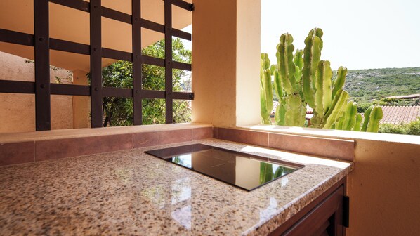 Interior - Casa Mareblù - One Bedroom Apartment, Sleeps 4 (Palau)