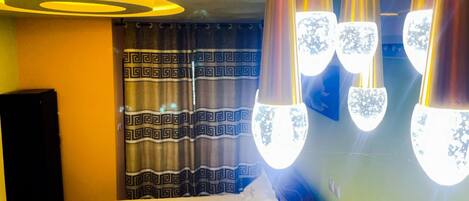 Comfort Room, Kitchen, City View