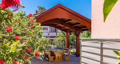 Family Apt Lavanda (Neda) - Seafront, Rab Island