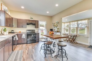 Fridge, microwave, oven, stovetop - Wisconsin Farmhouse Stay: UTV, Boat, Snowmobile! (Monroe)