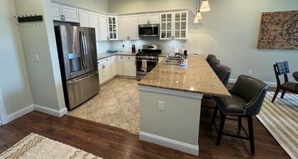 Downtown Broadway 2 BR Condo, includes 4 Belmont Stakes tickets GA.