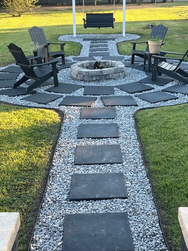 Charming 2-bedroom house minutes to beach, downtown, Cruising the Coast.