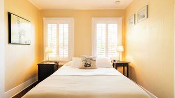 2 bedrooms, WiFi, bed sheets