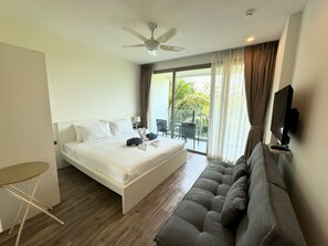 Classic Studio, Partial Ocean View | In-room safe, bed sheets - Convenient studio at Oceana by Lofty (Kamala)