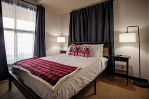 1 bedroom, iron/ironing board, free WiFi, bed sheets - One Bed/Bath Silver Creek Retreat (Canmore)