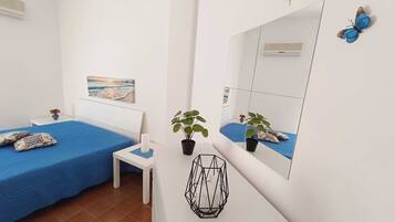 Family Apartment | 2 bedrooms, desk, iron/ironing board, free WiFi